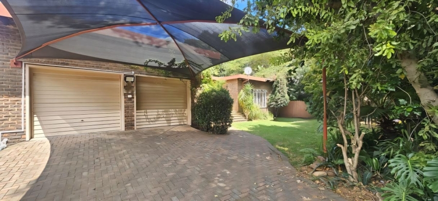 3 Bedroom Property for Sale in Protea Park North West